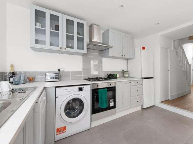 House for sale in Penge, Greater London