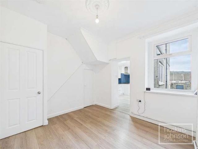 House for sale in Pontypridd, Wales