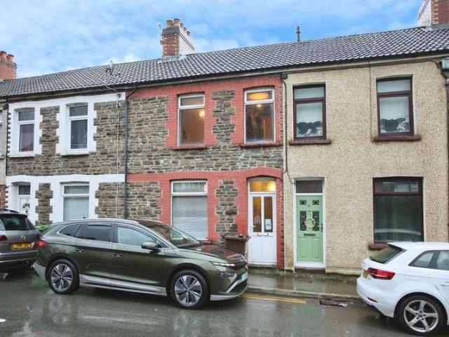 House for sale in Llanbradach, Wales