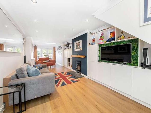 House for sale in Berrick Salome, Oxfordshire