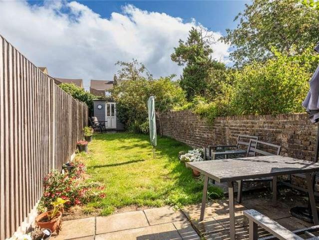 House for sale in Regent Quay, Oad Street