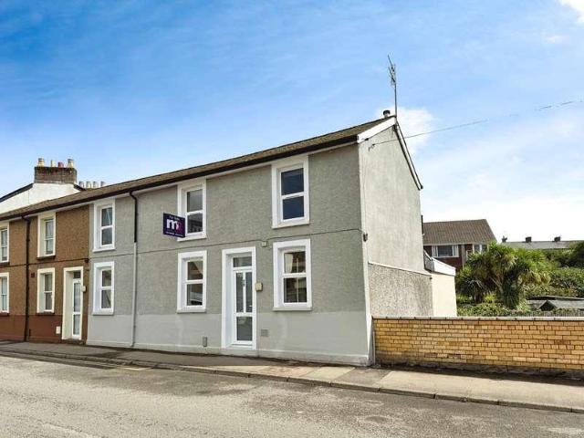 House for sale in Abergavenny