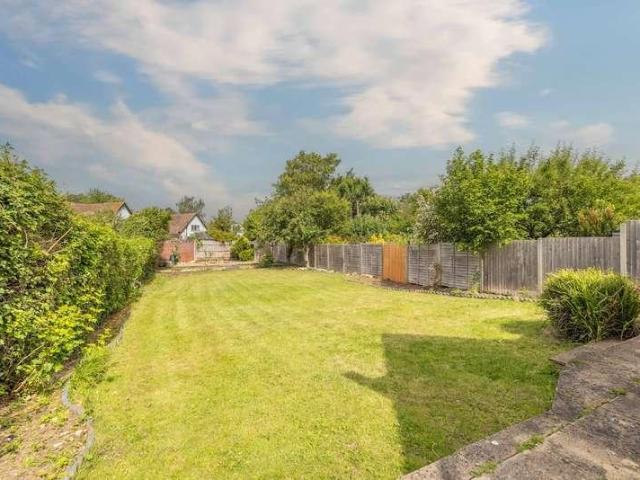 House for sale in Iver, Richings Park