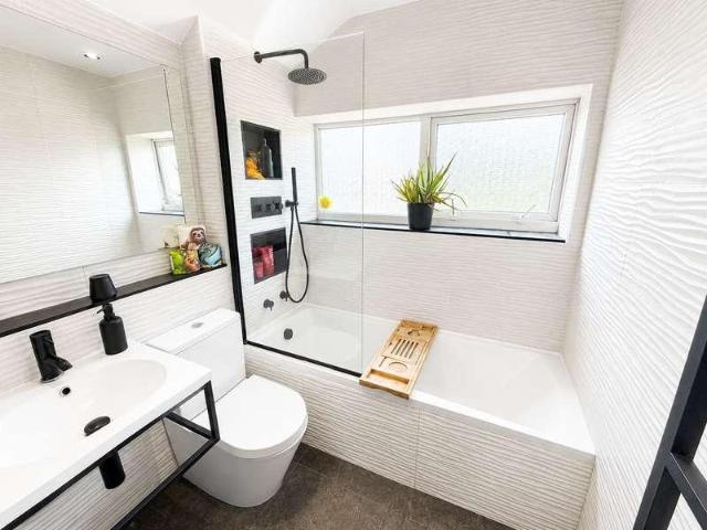 House for sale in Mount Pleasant, Brierley Hill