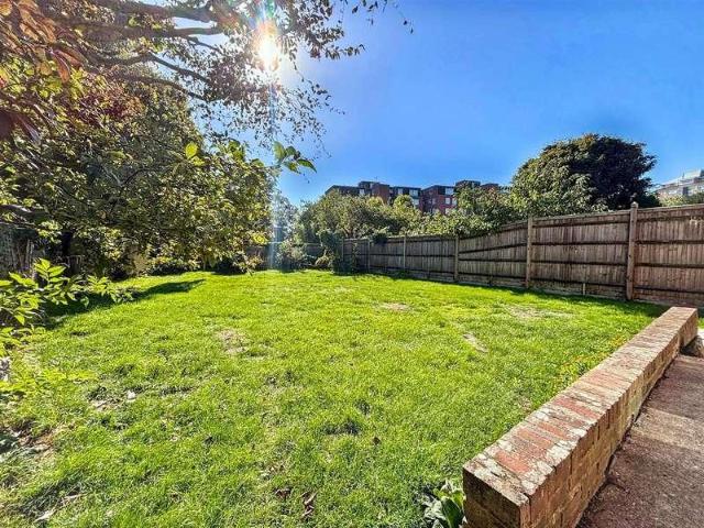 House for sale in Upperton, Eastbourne