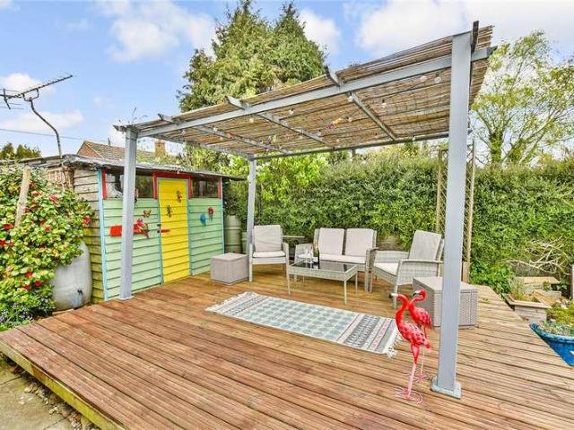 House for sale in Oad Street, Kent