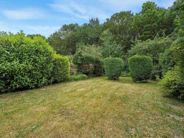 House for sale in Petts Wood, Greater London