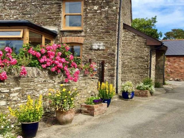 House for sale in St. Ervan, Cornwall