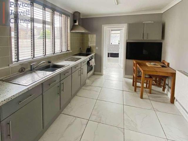 House for sale in Port Talbot, Sandfields East