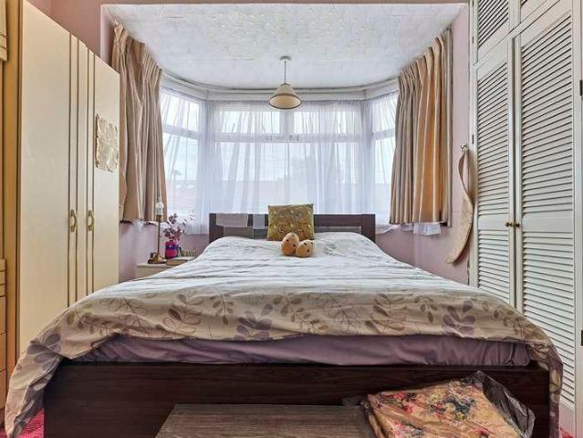 House for sale in Ponders End, Greater London