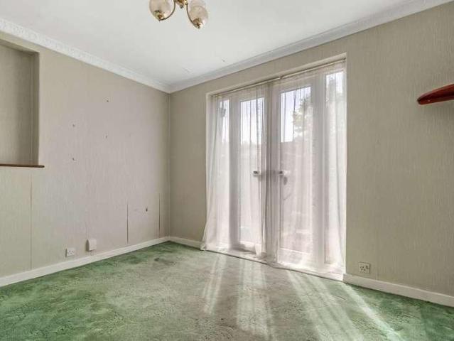 House for sale in Wilderspool, Warrington