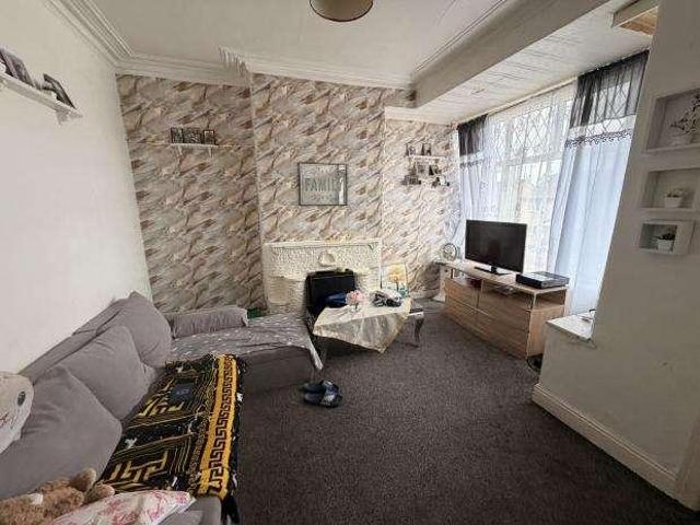House for sale in West Bowling, West Yorkshire