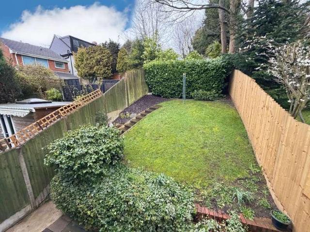 House for sale in Dixons Green, West Midlands