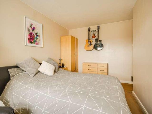 House for sale in Leighton-Linslade, Linslade