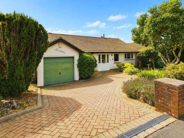 House for sale in Budlake, Devon
