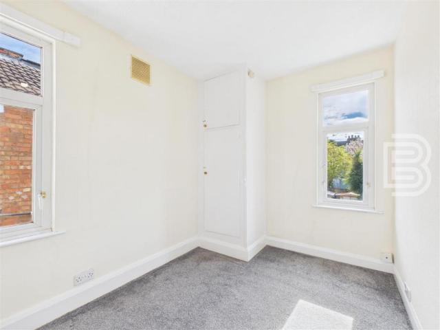 House for sale in New Bilton