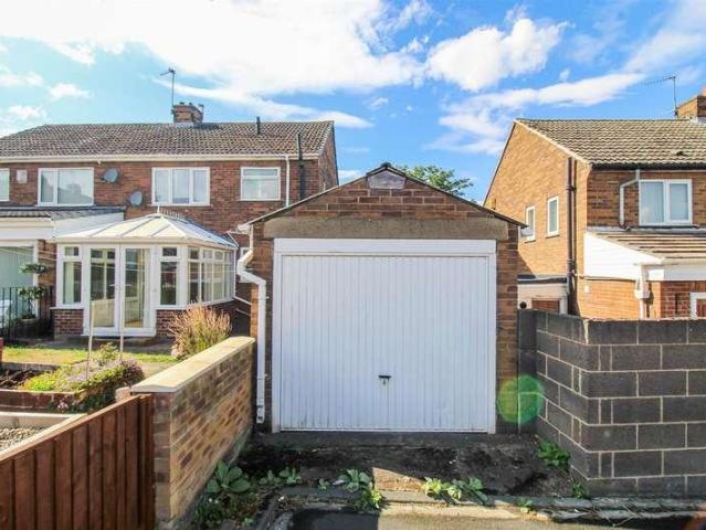 House for sale in Warmfield, West Yorkshire