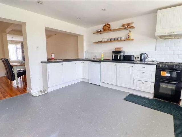 House for sale in Dale Hill, Essex