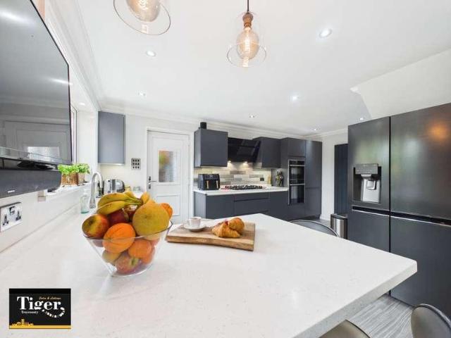 House for sale in Common Edge, Blackpool