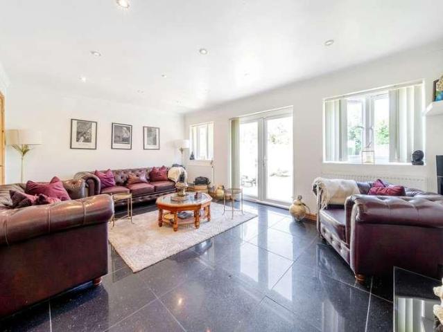 House for sale in Slough, Stoke Poges