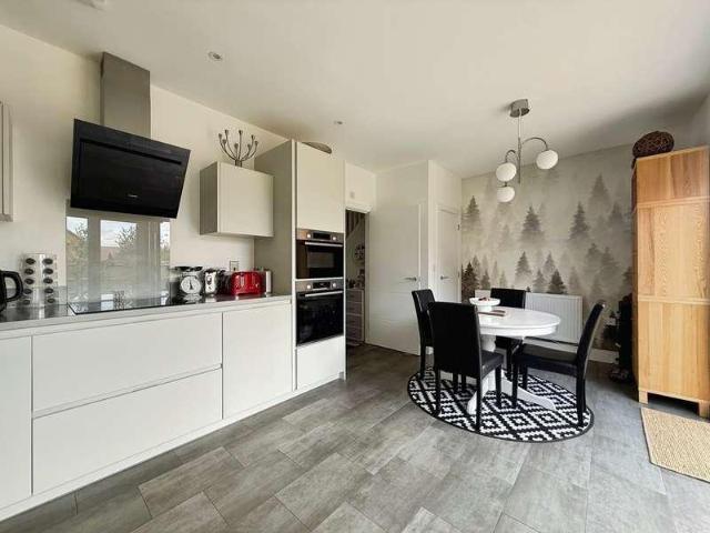 House for sale in Buckler's Park, Crowthorne