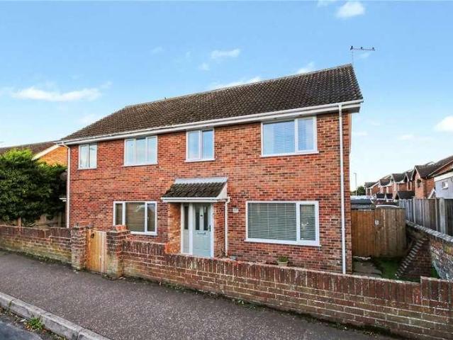 House for sale in Caister-on-Sea, Great Yarmouth