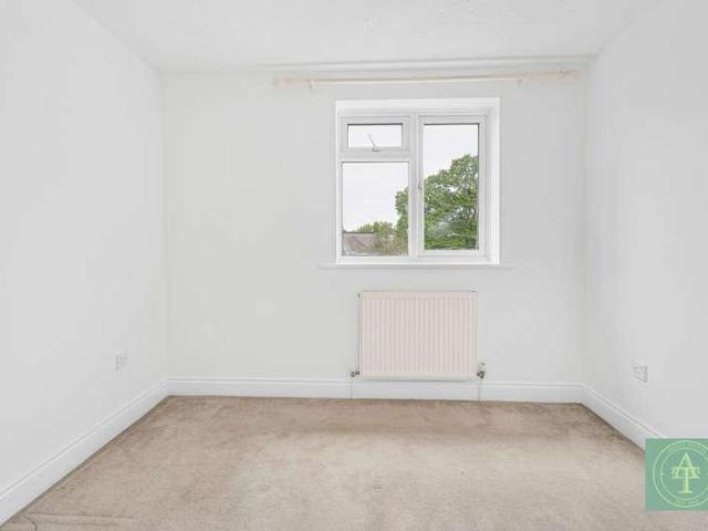 House for sale in Brunswick Park, Greater London