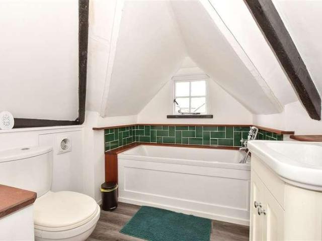House for sale in Nodehill, Shide