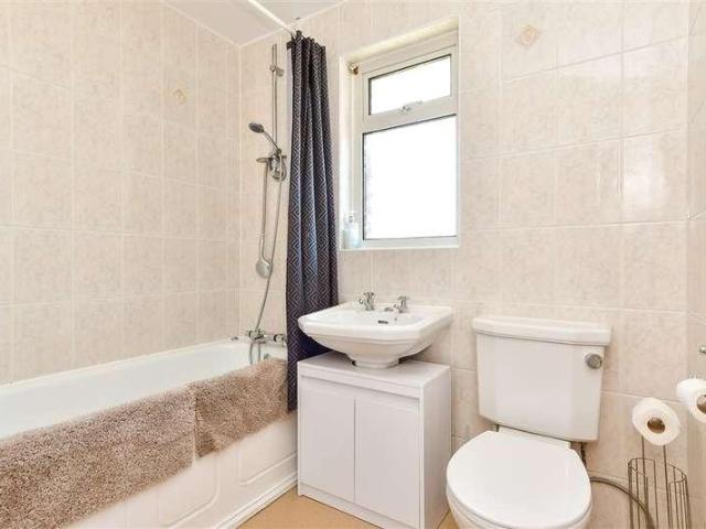 House for sale in Fishersgate, West Sussex