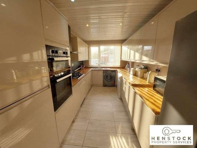 House for sale in Burnedge, Greater Manchester