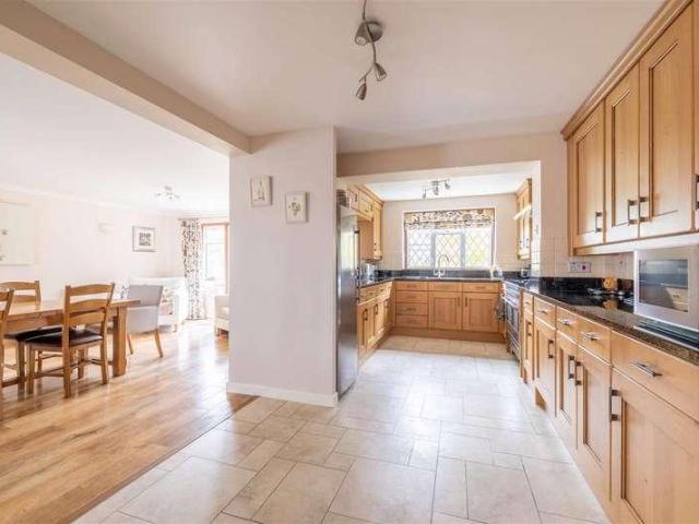 House for sale in Clewer Village, Windsor