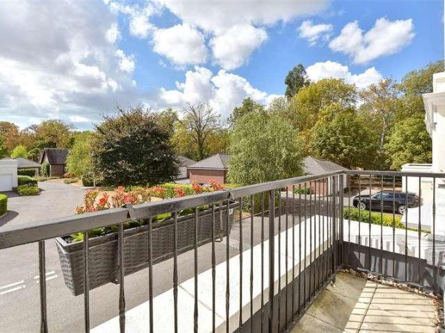 House for sale in Arundel, Clapham