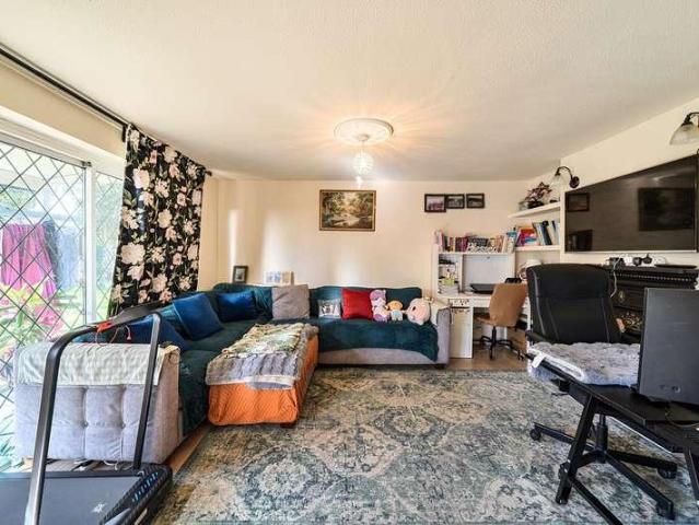 House for sale in London Borough of Hillingdon, Greater London