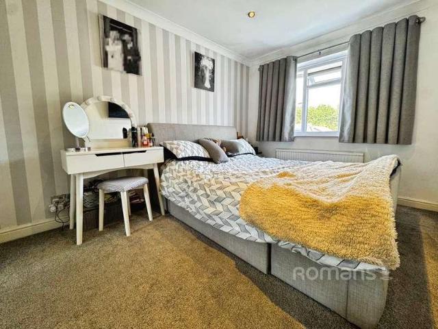 House for sale in Little Sandhurst