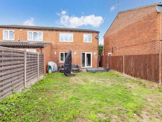 House for sale in Holyport, Bray