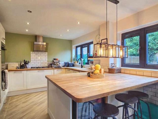 House for sale in Ampthill, Central Bedfordshire