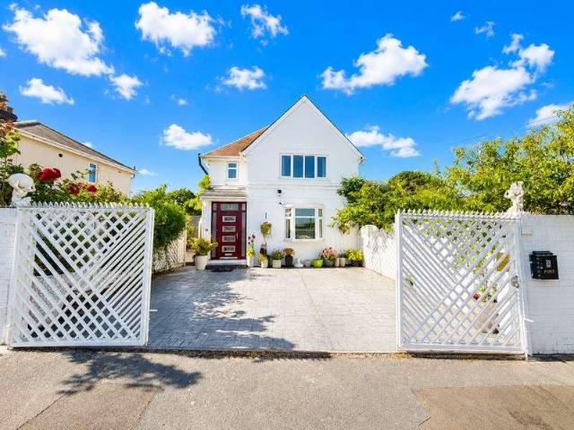 House for sale in West Midlands