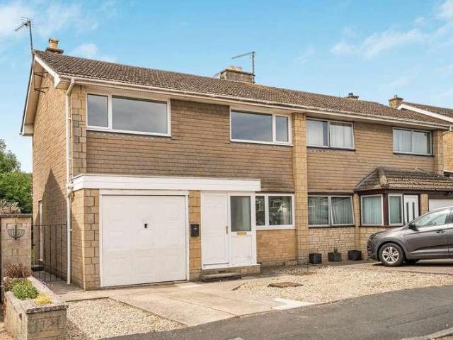 House for sale in Fossebridge, Gloucestershire