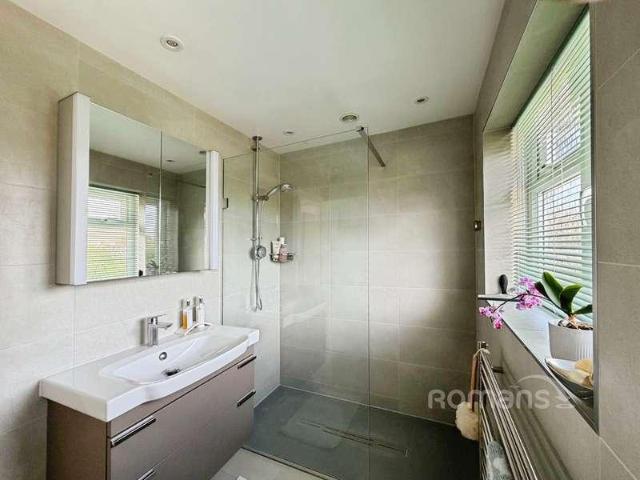 House for sale in Farnborough, Hampshire