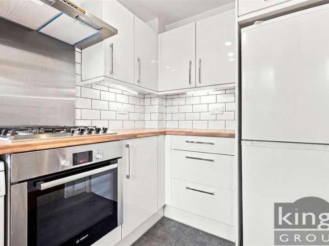 House for sale in Hertford, Colliers End