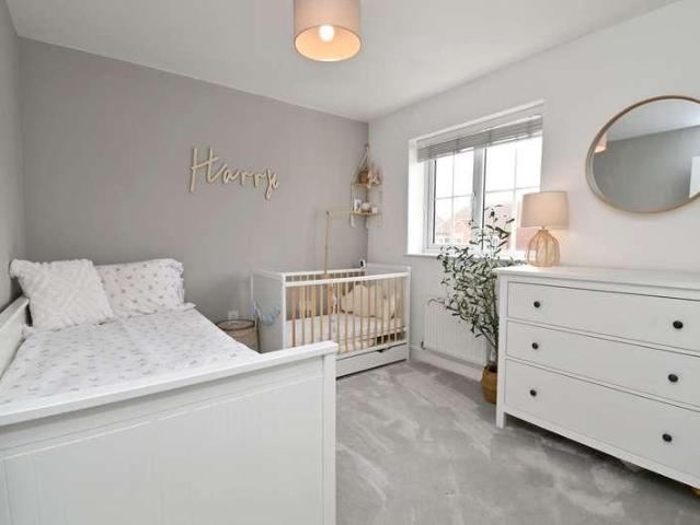 House for sale in Cudworth, South Yorkshire
