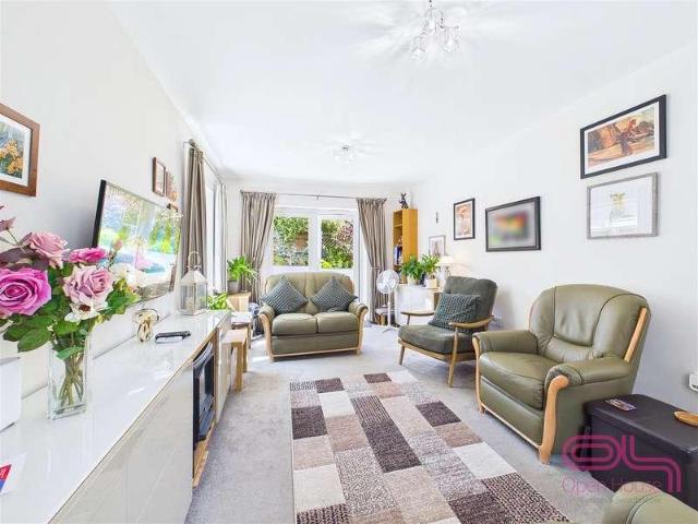House for sale in Egginton, East Midlands