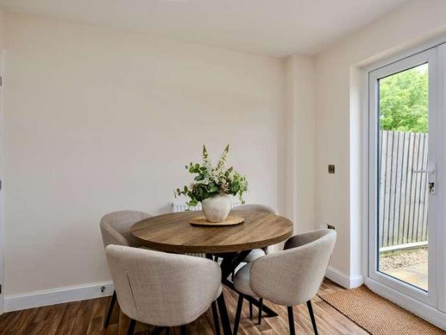 House for sale in Pontarddulais, Wales