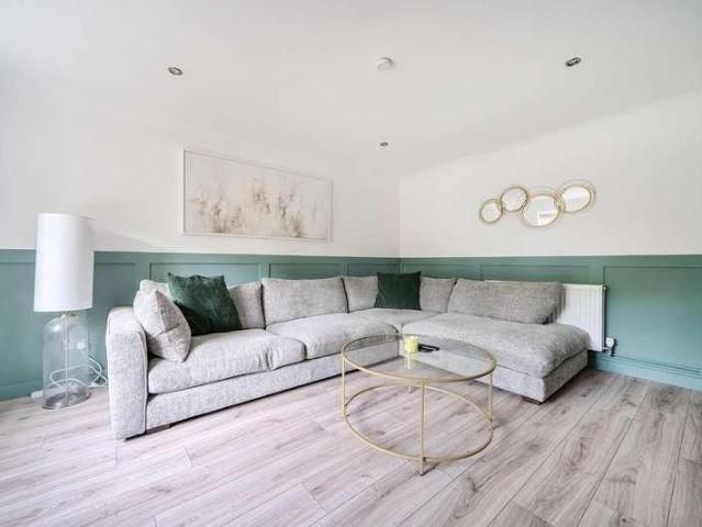 House for sale in Spring Vale, Hampshire