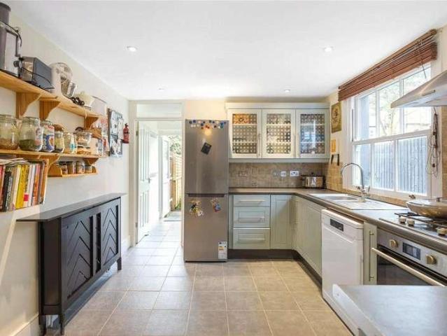 House for sale in Loughborough Junction, Greater London