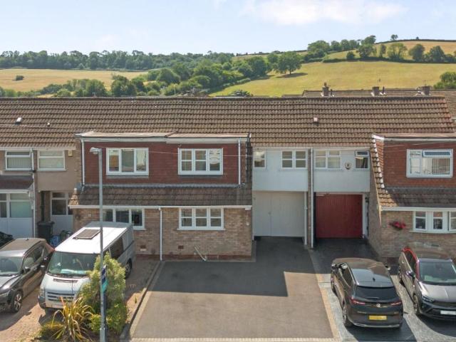 House for sale in Feckenham, City Of Bristol