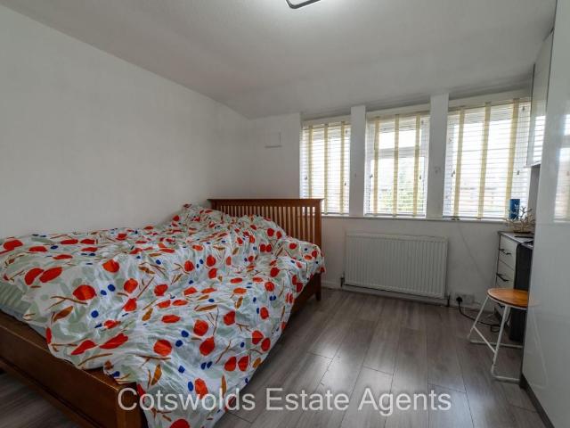 House for sale in Pamington, Gloucestershire