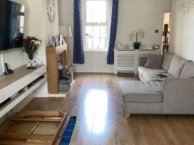 House for sale in Swanscombe and Greenhithe, Monks Orchard
