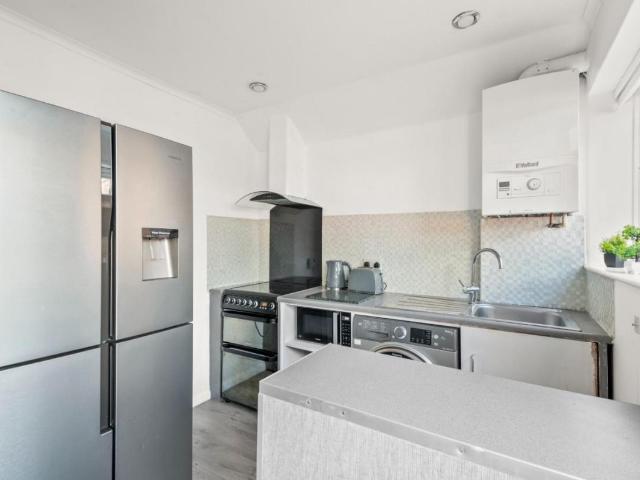 House for sale in Hayes, Yeading