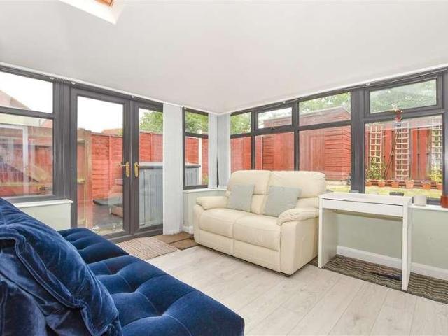House for sale in Snodhurst, Chatham